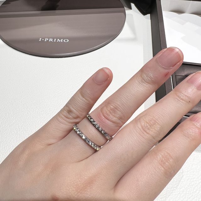 【アイプリモ(I-PRIMO)の口コミ】 私はキラキラとした素敵なデザインがずっと見ていられそうととても気に入…