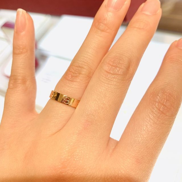 【カルティエ(Cartier)の口コミ】 カルティエ定番のラブリング！
厚さのあるリングを探していたので必ず一度…
