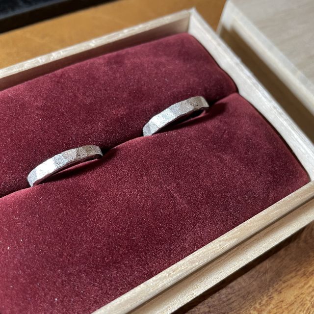 【ichi(イチ)の口コミ】 既存のリングだとなかなかないデザインで、自分達が納得のいくデザインを…