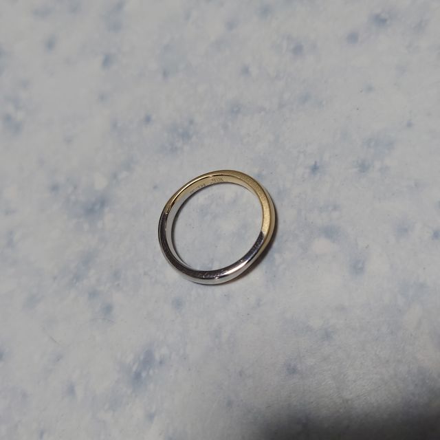 【ケイウノ ブライダル(K.UNO BRIDAL)の口コミ】 指輪のデザインをある程度イメージを決めてから店舗に指輪を作りに行きま…