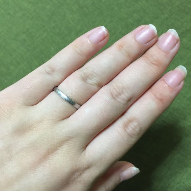 【ジル スチュアート(JILLSTUART)の口コミ】 シンプルだけど少しデザインが入っていて、つけた時の印象が1番良かった指…