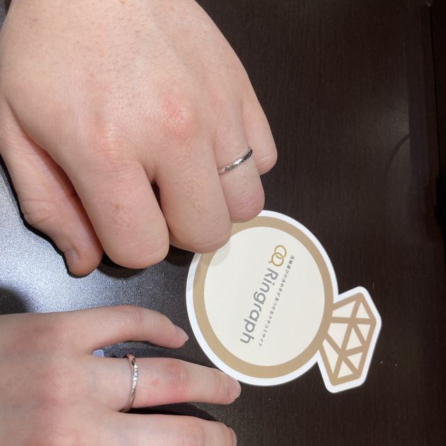 【TRECENTI(トレセンテ)の口コミ】 結婚指輪を探していてトレセンテさんにお邪魔しました。
シンプルなデザイ…