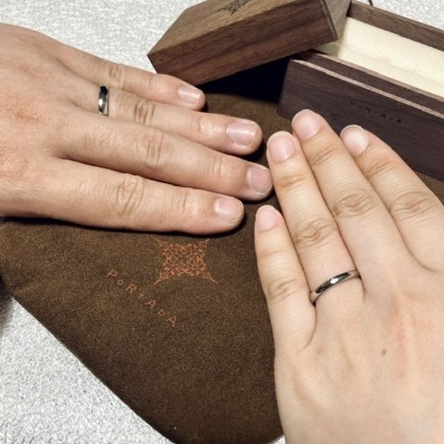 【PORTADA(ポルターダ)の口コミ】 最初はウェーブタイプの指輪が候補でしたが写真で見るよりも立体感が強く…