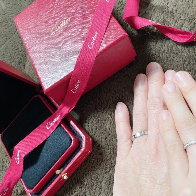 【カルティエ(Cartier)の口コミ】 カルティエに憧れがあり、色んなブランドも見に行きましたがやっぱりピン…