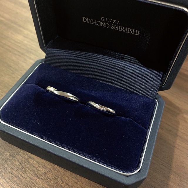 【エクセルコダイヤモンド(EXELCO DIAMOND)の口コミ】 ある程度のデザインを決めて来店しましたが、この指輪をはめたときに直感…