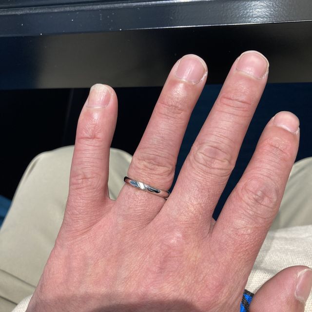 【銀座ダイヤモンドシライシの口コミ】 どの指輪を買うか迷ってたんですが、店員さんが親切で色々な指輪を真摯に…