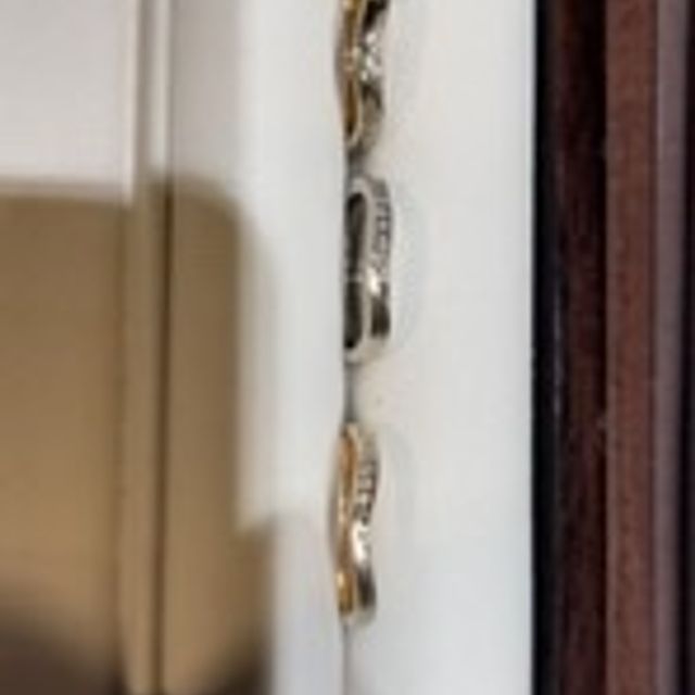 【杢目金屋(もくめがねや)の口コミ】 できあがった指輪はつながった状態で渡され、二人で割る、分かち合いの儀…