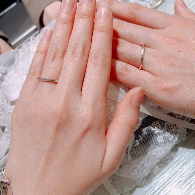 【TRECENTI(トレセンテ)の口コミ】 シンプルなデザインかつダイヤモンドもさりげなく入っていてとても好みで…