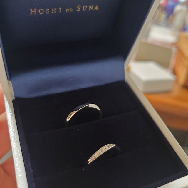 【HOSHI no SUNA 星の砂(ほしのすな)の口コミ】 デザインである程度のものをしぼりました。
曲線美があるもの、奥さんのは…