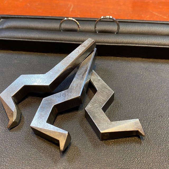 【ケイウノ ブライダル(K.UNO BRIDAL)の口コミ】 価格とデザインがとてもよかったです。刻印のオリジナルデザインにもとて…