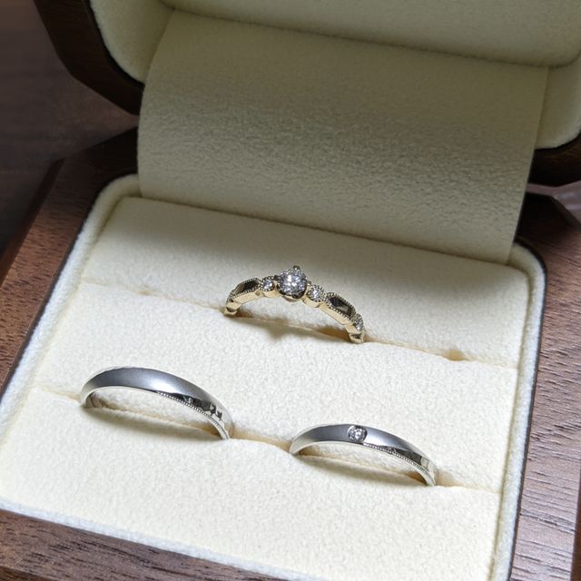 【TANZO.(鍛造指輪)の口コミ】 私のアクセサリーへのこだわりが強く、デザインを重視して婚約指輪と結婚…