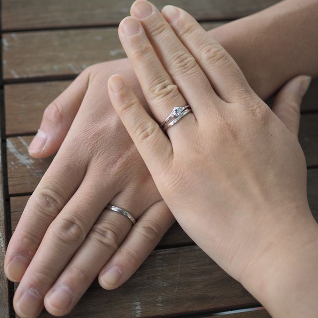 【VIVAGE(ヴィヴァージュ)の口コミ】 付けた時に指の太さが目立たない細さや、形を意識し、3種類の形の中からウ…