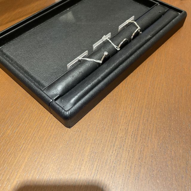 【TRECENTI(トレセンテ)の口コミ】 シンプルなデザインで、普段使いしても違和感なく身につけられる。また、…