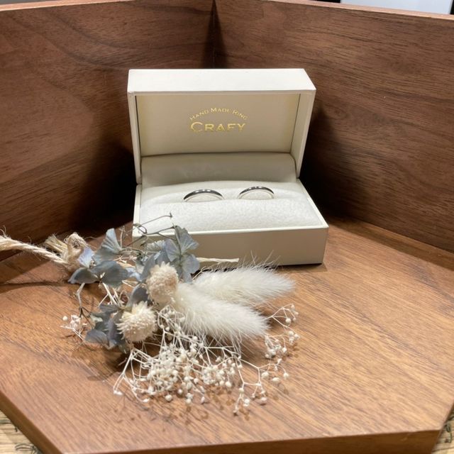 【CRAFY(クラフィ)の口コミ】 はじめからシンプルなものを希望していたので、思い出づくりも兼ねてこち…