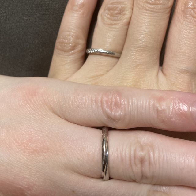 【アイプリモ(I-PRIMO)の口コミ】 一目惚れをしたのでこのデザインの指輪にしました。
snsで見ていて、アイ…