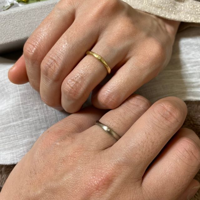 【mina.jewelry(ミナジュエリー)の口コミ】 カジュアルなデザインが気に入って購入しました。

つや消しのくすんだ感…