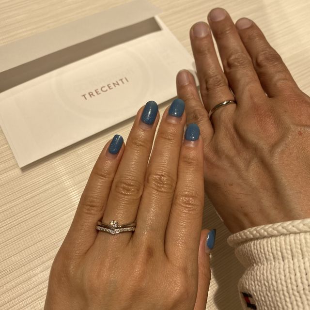 【TRECENTI(トレセンテ)の口コミ】 指輪のデザインはｖ字で探していました。重ね付けしても綺麗なデザインが…