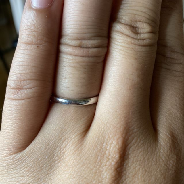 【アイプリモ(I-PRIMO)の口コミ】 デザインが似合っていた。
色んなものを嵌めて、決めました。
シンプルな…