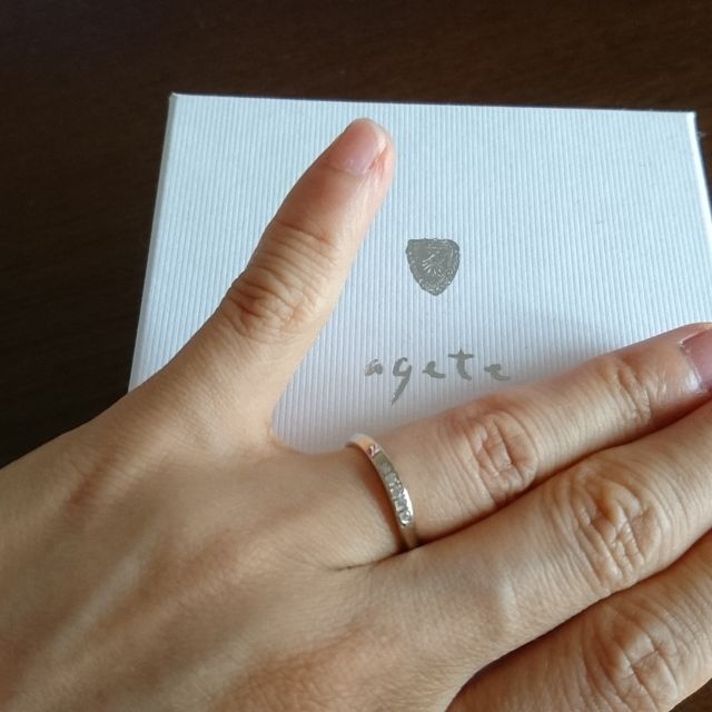 【agete(アガット)の口コミ】 探していたデザイン「小さなダイヤ&変形」さらに予算内の価格であった…