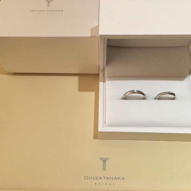 【ギンザタナカブライダル(GINZA TANAKA BRIDAL)の口コミ】 彼がリング自体のウェーブがないもの、私がダイヤがウェーブの中に少し入…