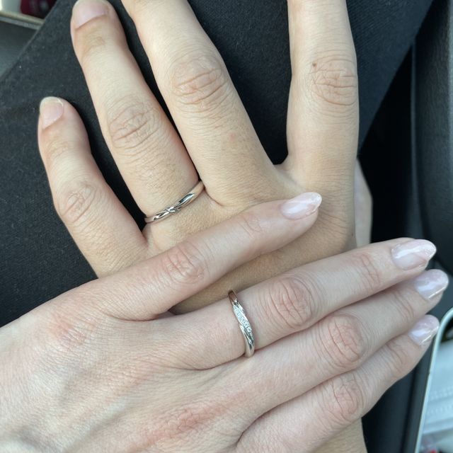 【エクセルコダイヤモンド(EXELCO DIAMOND)の口コミ】 シンプルなものにするかすごく悩みましたが、ダイヤモンドが推しなので、…