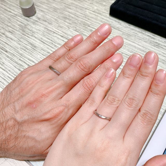 【TRECENTI(トレセンテ)の口コミ】 シンプルだけど華やかさもあり、目立ち過ぎないデザインがちょうど良い。
…