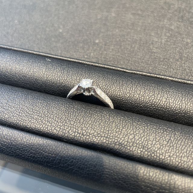 【エクセルコダイヤモンド(EXELCO DIAMOND)の口コミ】 自分の性格上、物の扱いがだらしないので特別な時以外は飾っておきたいの…