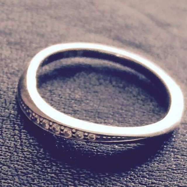 【festaria bijou SOPHIA(フェスタリア ビジュソフィア)の口コミ】 マリッジリングと重ね付けできるよう、細身のデザインで探していました。…