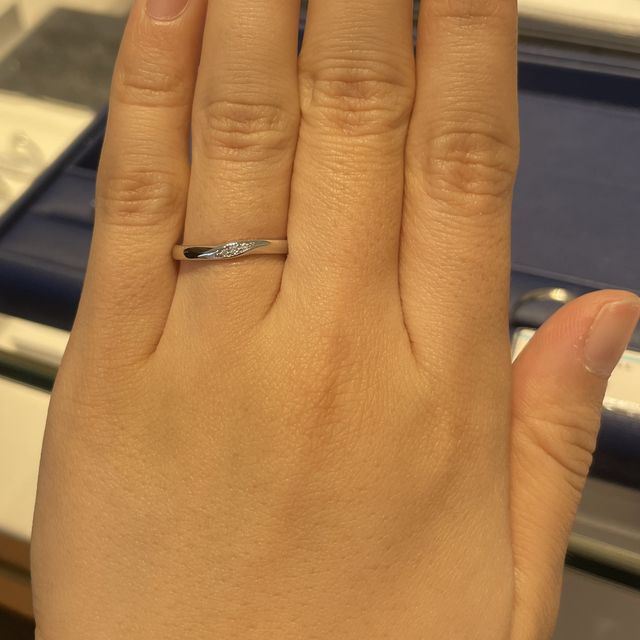 【銀座ダイヤモンドシライシの口コミ】 まず着け心地が良いです。候補に上がっていた他のデザインよりもダイヤモ…