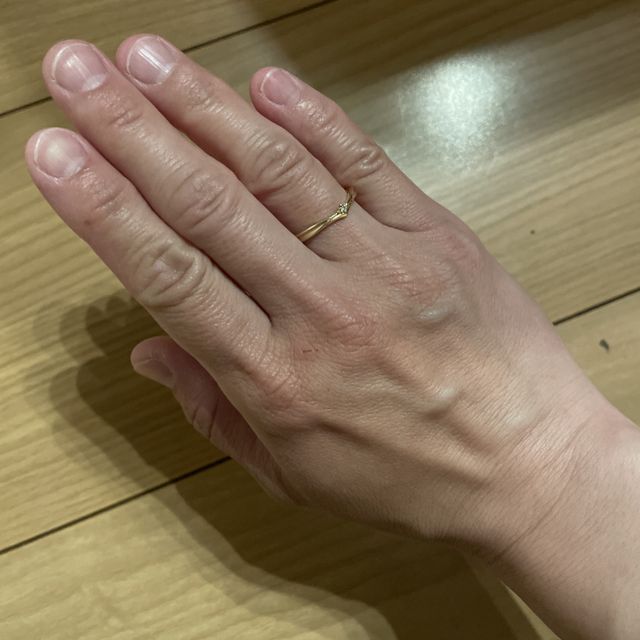 【ケイウノ ブライダル(K.UNO BRIDAL)の口コミ】 初めは王道のティファニーを検討していたのですが、デザインと価格面で悩…