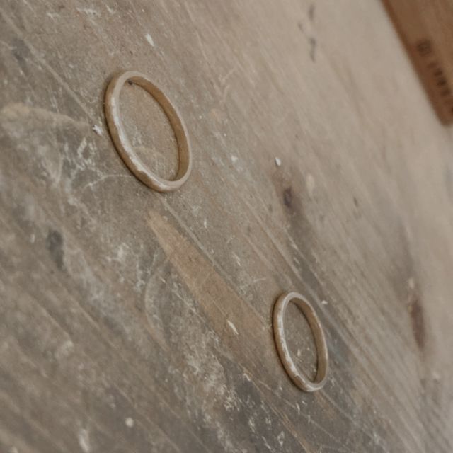 【鎌倉彫金工房の口コミ】 もともとシンプルなのが良かったのと、お洒落なゴールドが希望でした。ゴ…