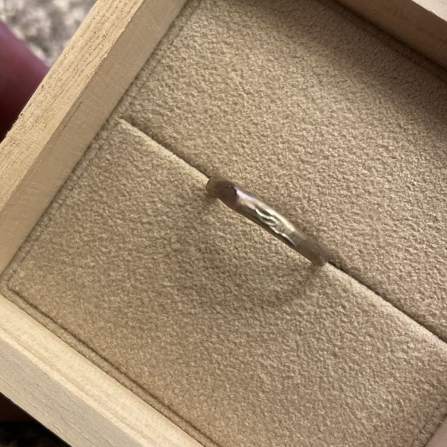 【YUKA HOJO(ユカホウジョウ)の口コミ】 まずはなんといっても他と被らないデザインです。おしゃれです。ホワイト…