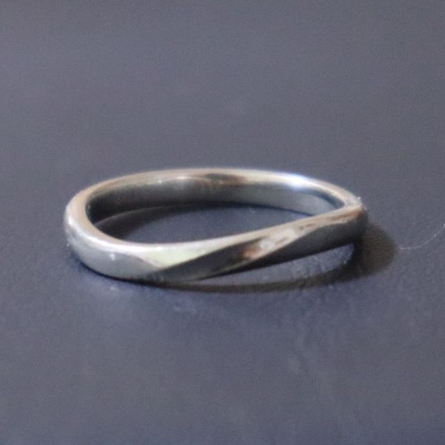 【アイプリモ(I-PRIMO)の口コミ】 ゼクシィで指輪のカタログを見て、ひとめぼれし、こちらに決定しました。
…