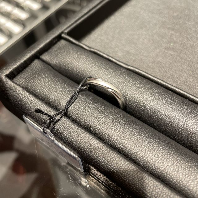 【エクセルコダイヤモンド(EXELCO DIAMOND)の口コミ】 シンプルデザインなのであきがきません。お値段も高くなく、なおかつ、品…