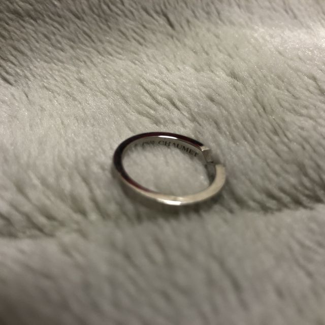 【ショーメ(CHAUMET)の口コミ】 他の人と違ったデザインがよい、ということでシンプルなデザインの中でも…