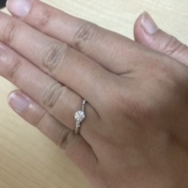 【アイプリモ(I-PRIMO)の口コミ】 色々なデザインを試着させて頂き、1番自分の中でしっくりくるデザインと付…