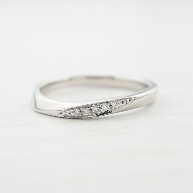 【Lienjoux(リアンジュ)の口コミ】 2人ともブランドのこだわりはなかったので、結婚指輪が2人の一つの思い出…