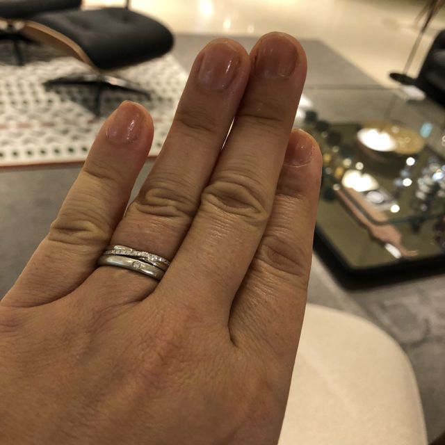 【ヴァンドーム青山(VENDOME AOYAMA)の口コミ】 結婚15周年記念リングを購入しました！プラチナでダイヤ17個付きです。結…