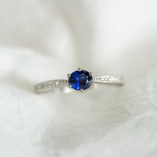 【Cayof(カヨフ)の口コミ】 ルース持ち込みだったため対応いただけること・予定している結婚指輪と重…