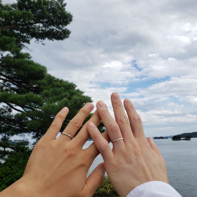 【アンジェリックフォセッテ(Angelique Fossette)の口コミ】 私は手が大きく、ゴツゴツしているため、ウェーブで選びました。
また、付…