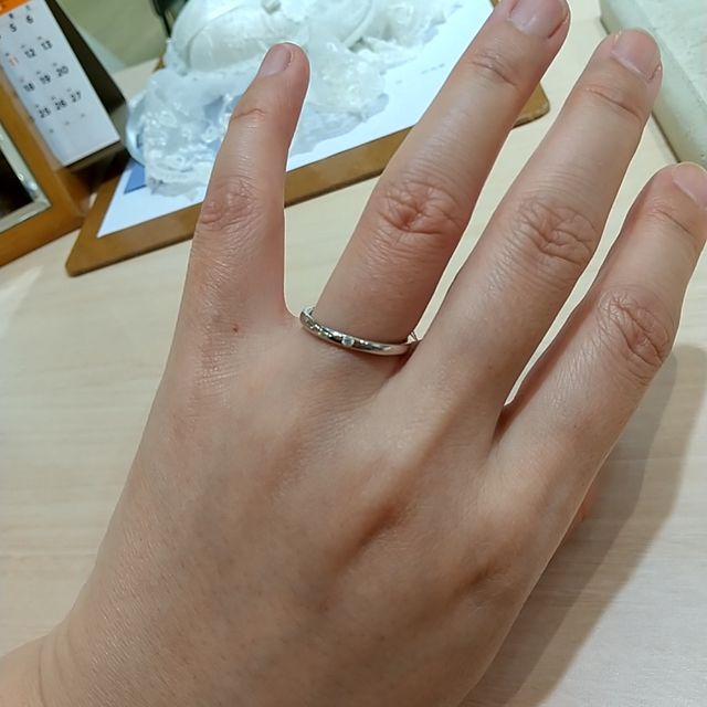 【TRECENTI(トレセンテ)の口コミ】 指輪はつけ心地重視で来店しましたが、想像以上でした。滑かな指通りで装…