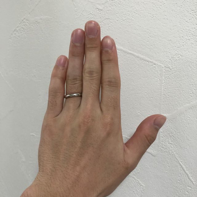 【アイプリモ(I-PRIMO)の口コミ】 指輪の細さが丁度良く、丸みもあり付け心地が良かったので購入に踏み切れ…