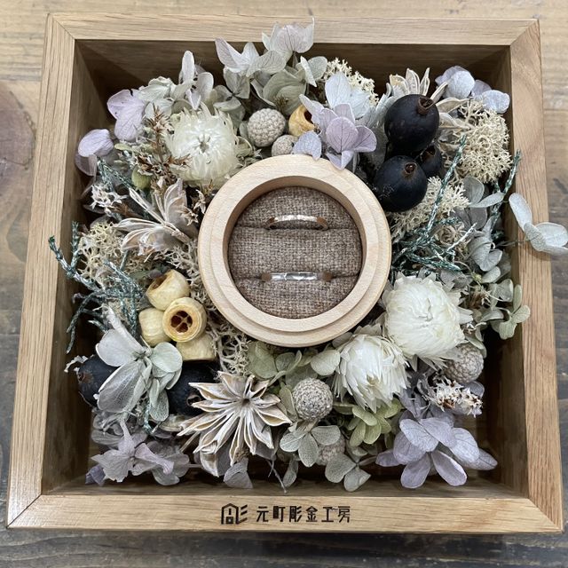 【鎌倉彫金工房の口コミ】 一生モノの結婚指輪ということで、世界にひとつだけのものをと思い、手作…