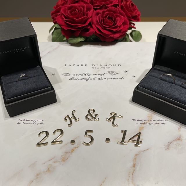 【ラザール ダイヤモンド(LAZARE DIAMOND)の口コミ】 指輪を探していた時に世界三代カッターズブランドで見つけて、どうせあげ…