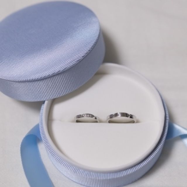 【【閉業】フラー・ジャコー(FURRER-JACOT)の口コミ】 日本限定デザインで他の人と被りにくいところが魅力でした。
横から見ると…