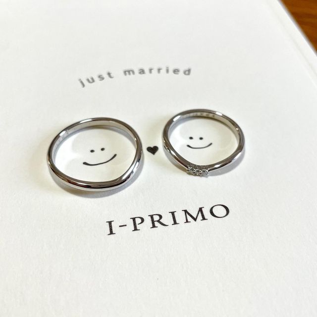 【アイプリモ(I-PRIMO)の口コミ】 指が長く見えるV字のデザインにしました。V字なので、他と少し違うのと、…