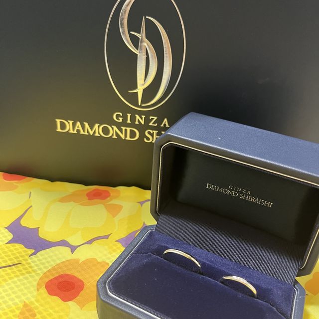 【銀座ダイヤモンドシライシの口コミ】 指輪のデザインと自分の指に似合ってるかを基準に判断しました。シンプル…