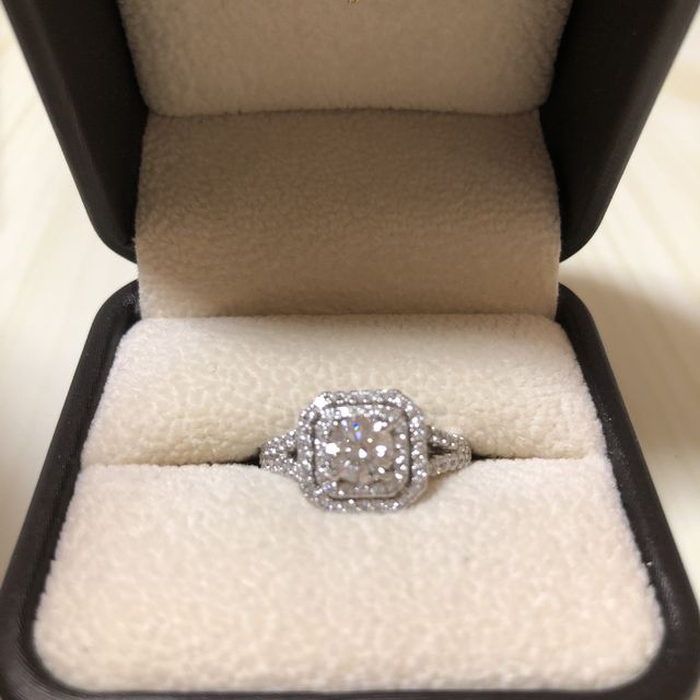 【宝寿堂(ほうじゅどう)の口コミ】 自分がどんな婚約指輪のデザインが好きなのか定まらないまま婚約指輪を探…