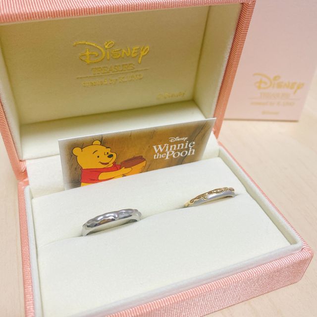 【ケイウノ ブライダル(K.UNO BRIDAL)の口コミ】 くまのプーさんが昔から好きで、婚約するよりも前からこの指輪の存在を知…