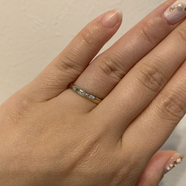 【ケイウノ ブライダル(K.UNO BRIDAL)の口コミ】 2種類の色の組み合わせに一目惚れでした。マット仕様に変えるか迷いました…